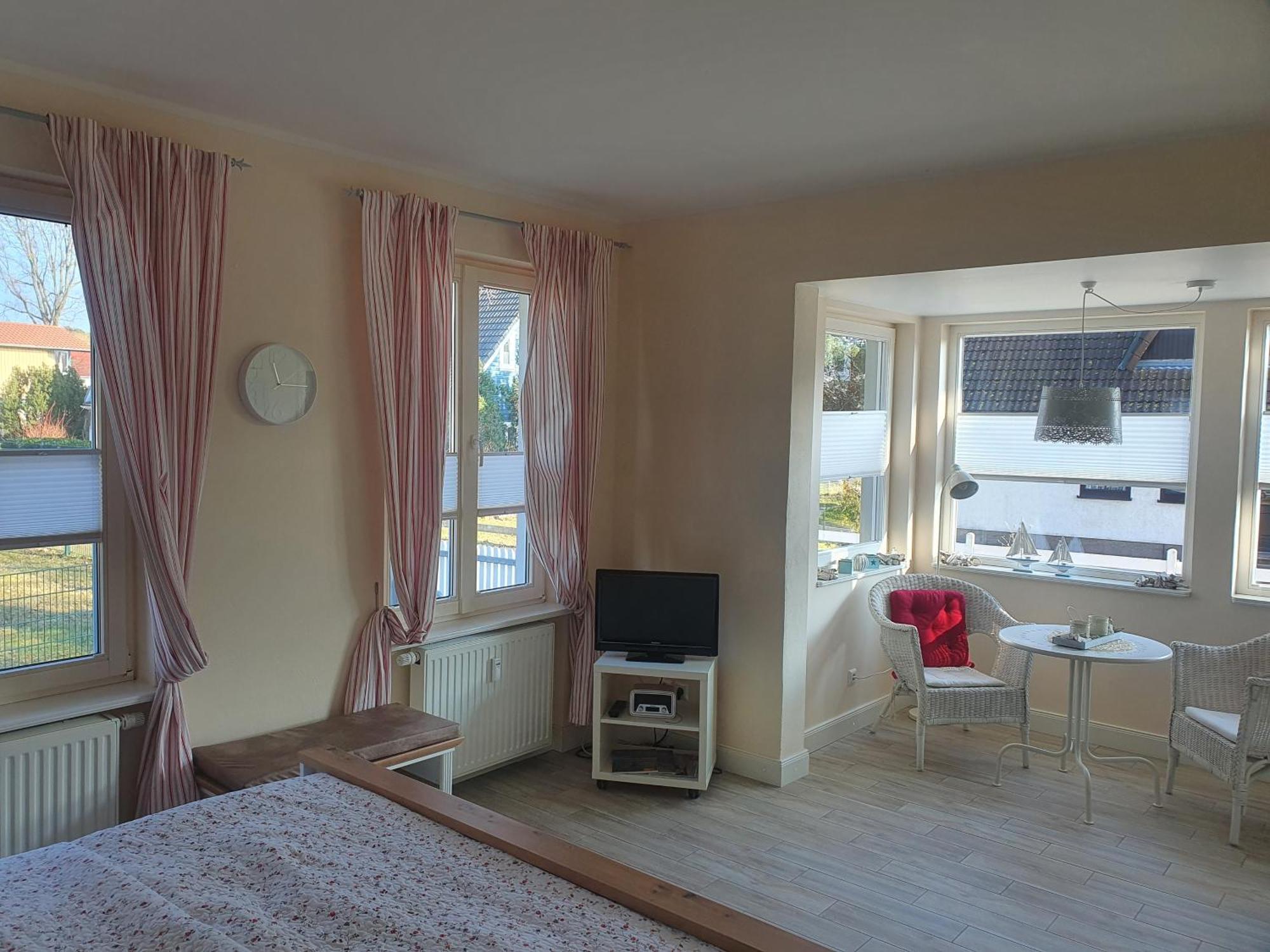 Ferienwohnungen Im Haus Boree Преров Екстериор снимка
